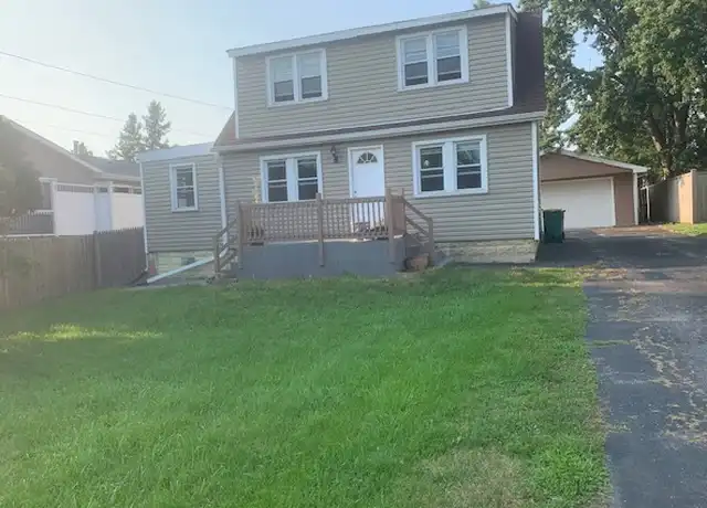 Property at 22248 W Cedar Dr, Antioch, IL, 60002, 4 beds, 1.5 baths, [object Object]
