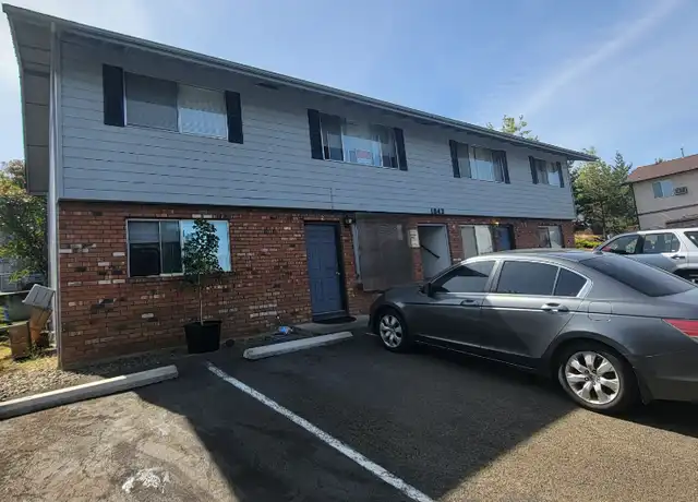 Property at 1043 Lookingglass Rd Unit 3, Roseburg, OR, 97471, 2 beds, 1 bath, [object Object]