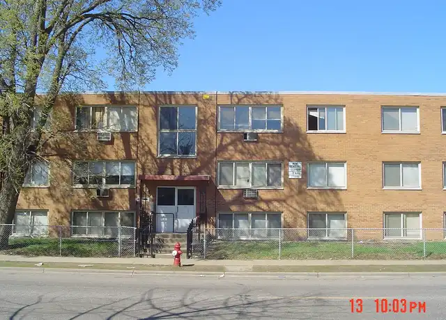 Property at Phillip Park Apartments - 2726 Bloomington Ave, Minneapolis, MN, 55407, 1 bed, 1 bath, [object Object]