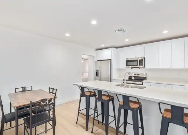Property at 3319 W Desert Cove Ave, Phoenix, AZ, 85029, 1 bed, 1 bath, [object Object]
