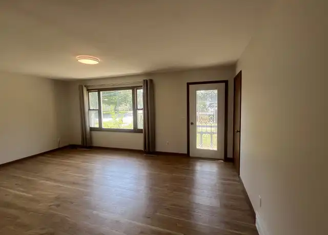 Property at 2024 Estes St, Muskegon, MI, 49441, 2 beds, 1 bath, [object Object]
