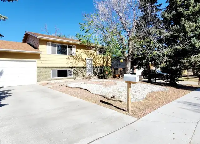 Property at 5570 Tomah Dr, Colorado Springs, CO, 80918, 4 beds, 2 baths, [object Object]