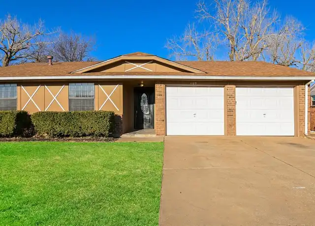 Property at 1105 S Avery Dr, Moore, OK, 73160, 3 beds, 2 baths, [object Object]