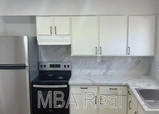 Property at 5040 N 18th Ave Unit 2, Phoenix, AZ, 85015, 1 bed, 1 bath, [object Object]