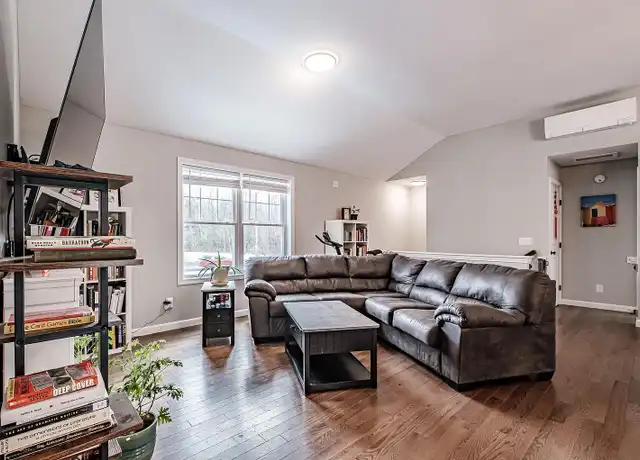 Property at 364 Buxton Rd Unit 3, Saco, ME, 04072, 1 bed, 1 bath, [object Object]