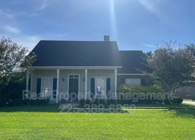 Property at 25889 Regency Ave, Denham Springs, LA, 70726, 3 beds, 2 baths, [object Object]