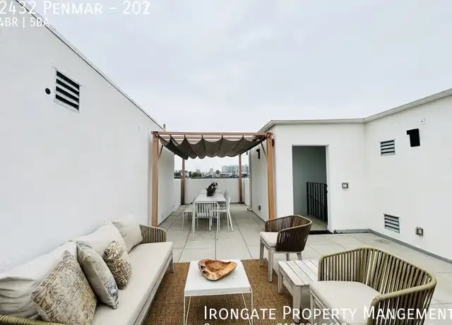 Property at 2432 Penmar Ave Unit 202, Venice, CA, 90291, 4 beds, 5 baths, [object Object]