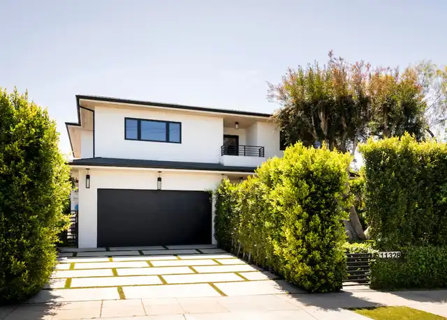 Property at 11328 Charnock Rd, Los Angeles, CA, 90066, 4 beds, 4.5 baths, [object Object]