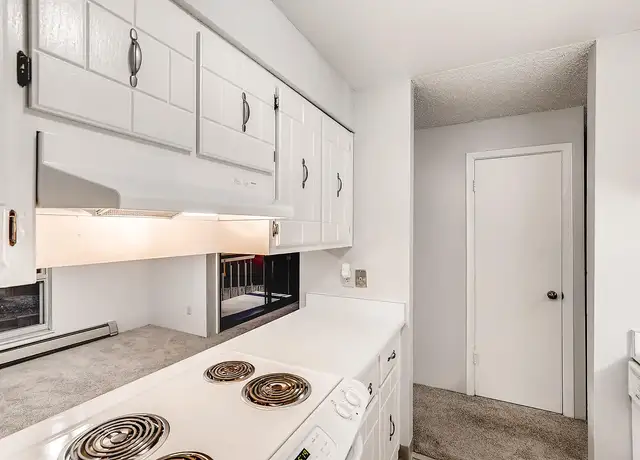 Photo of 4977 Moorhead Ave, Boulder, CO 80305