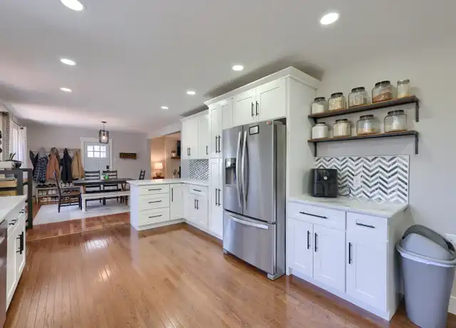 Property at 1859 New Holland Pike, Lancaster, PA, 17601, 4 beds, 2 baths, [object Object]