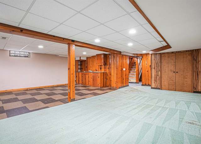 Photo of 32600 W Chicago St, Livonia, MI 48150