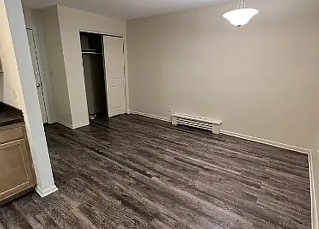Property at 335 E Saint Joseph St, Lansing, MI, 48933, 1 bed, 1 bath, [object Object]