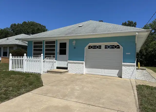 Property at 19 Mount Blanc Ln, Toms River, NJ, 08753, 2 beds, 1.5 baths, [object Object]