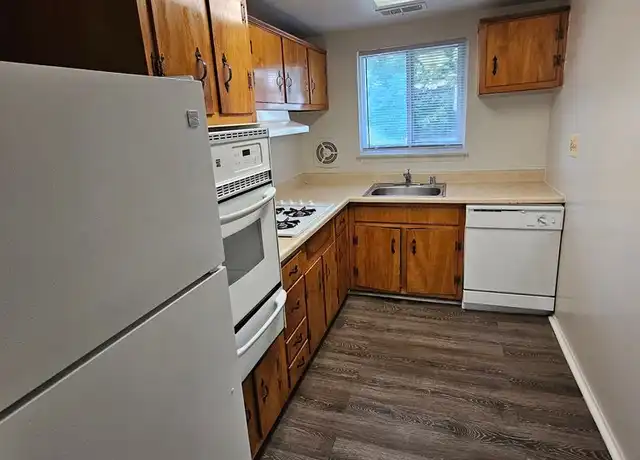 Property at 4601 Pen Lucy Rd Unit 4718-B, Baltimore, MD, 21229, 2 beds, 1 bath, [object Object]