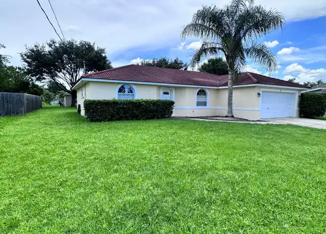 Property at 9 Lyons Pl, Palm Coast, FL, 32137, 3 beds, 2 baths, [object Object]