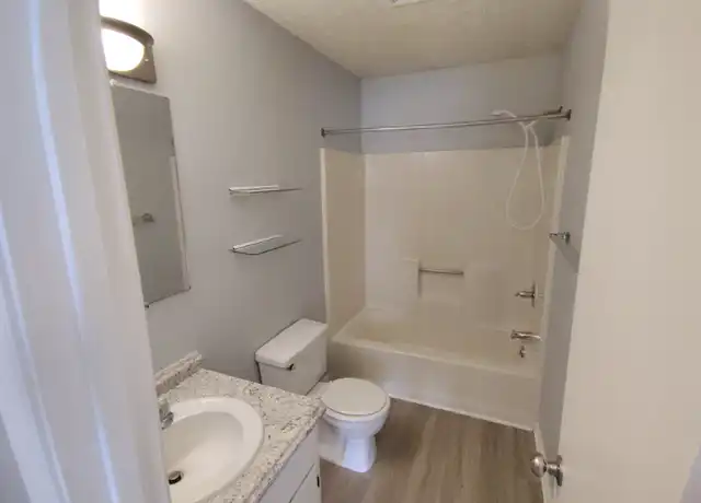 Property at 25 Fonda Dr, Lynchburg, VA, 24502, 2 beds, 1.5 baths, [object Object]