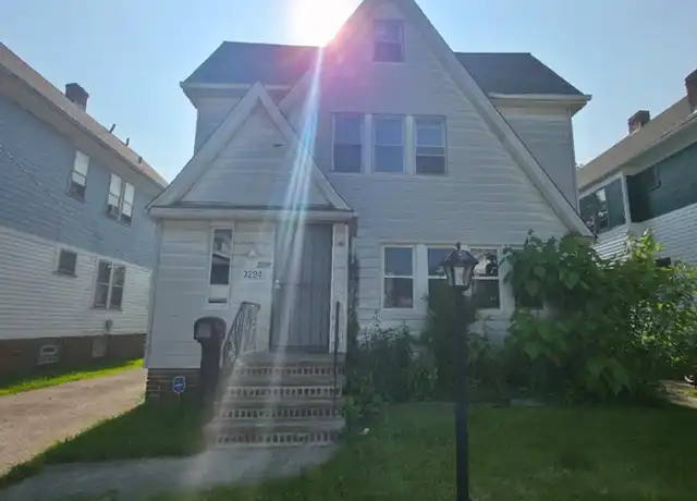 Property at 3294 E 146th St Unit Up, Cleveland, OH, 44120, 2 beds, 1 bath, [object Object]