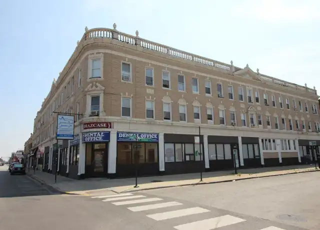 Property at 3250 N Pulaski Rd Unit 212, Chicago, IL, 60641, 0 beds, 1 bath, [object Object]