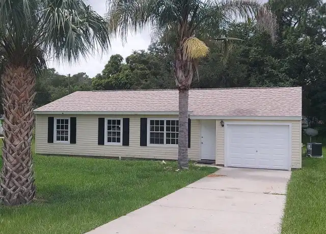 Property at 2 Pine Course Ct, Ocala, FL, 34472, 3 beds, 2 baths, [object Object]