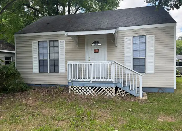 Property at 1021 N Boston Pl, Russellville, AR, 72801, 1 bed, 1 bath, [object Object]