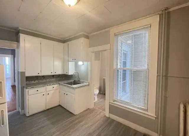 Property at 341 Hanover St Unit 1, Manchester, NH, 03104, 1 bed, 1 bath, [object Object]