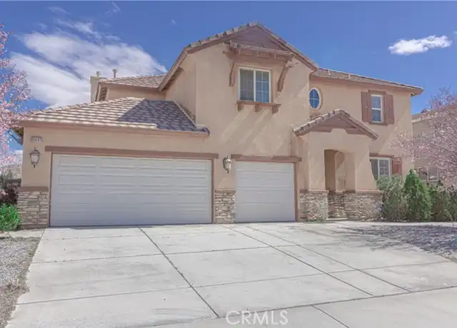 Property at 15637 Bow String St, Victorville, CA, 92394, 6 beds, 4 baths, [object Object]
