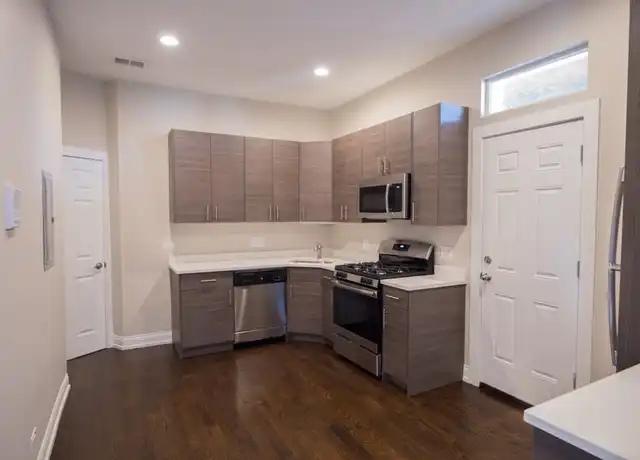 Property at 2943 W Diversey Ave Unit 2E, Chicago, IL, 60647, 1 bed, 1 bath, [object Object]