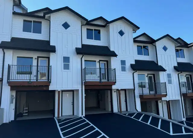Property at 120 Kennicott Rd Unit U-20, Chehalis, WA, 98532, 2 beds, 2.5 baths, [object Object]
