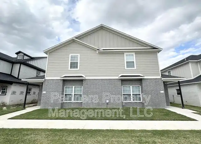 Property at 875 S Amarillo Ave Unit 2, Fayetteville, AR, 72704, 3 beds, 3.5 baths, [object Object]
