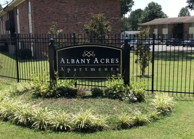 Property at 916 Fairground Spur Rd Unit H, New Albany, MS, 38652, 1 bed, 1 bath, [object Object]