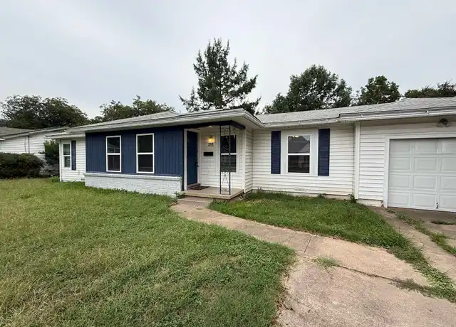 Property at 319 Woodard Ave, Cleburne, TX, 76033, 3 beds, 1 bath, [object Object]