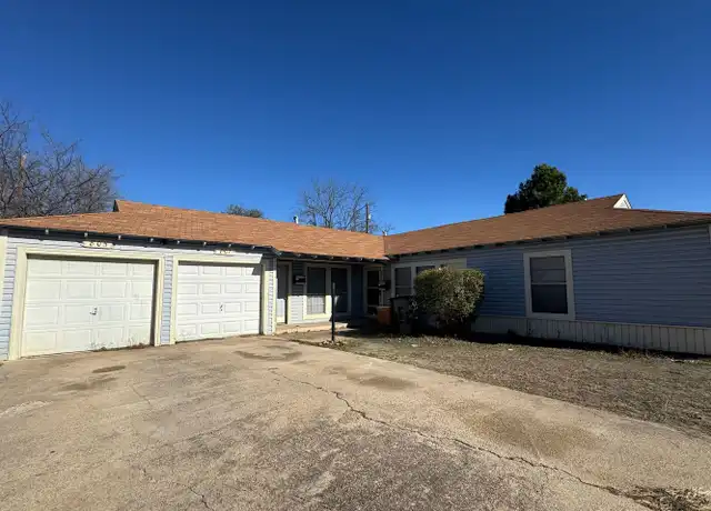 Property at 805 W Dean Ave, Killeen, TX, 76541, 2 beds, 1 bath, [object Object]