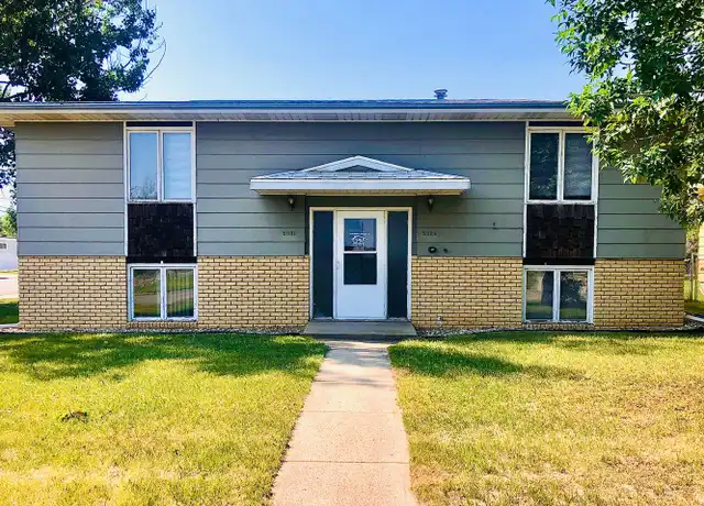 Property at 2001 Skyline Dr NW Unit 2003, Minot, ND, 58703, 2 beds, 1 bath, [object Object]