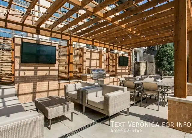 Property at 2110 N Peak St, Dallas, TX, 75204, 1 bed, 1 bath, [object Object]