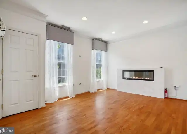 Property at 3105 W Thompson St, Philadelphia, PA, 19121, 3 beds, 3 baths, [object Object]