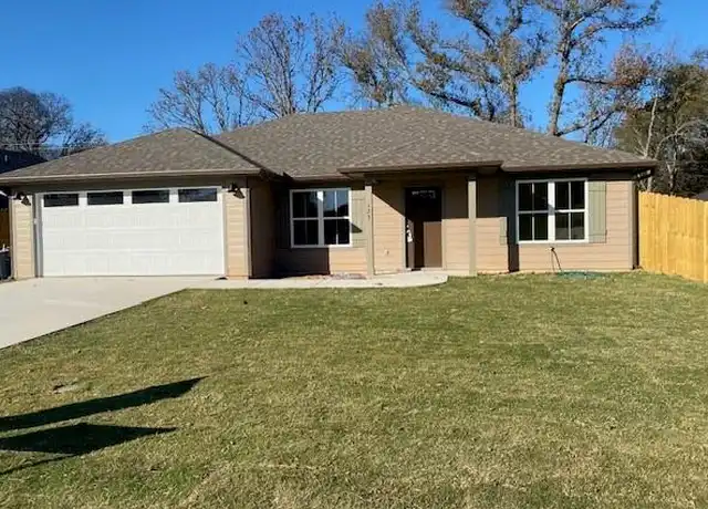 Property at 123 Brenlind Ln, Mineola, TX, 75773, 3 beds, 2 baths, [object Object]