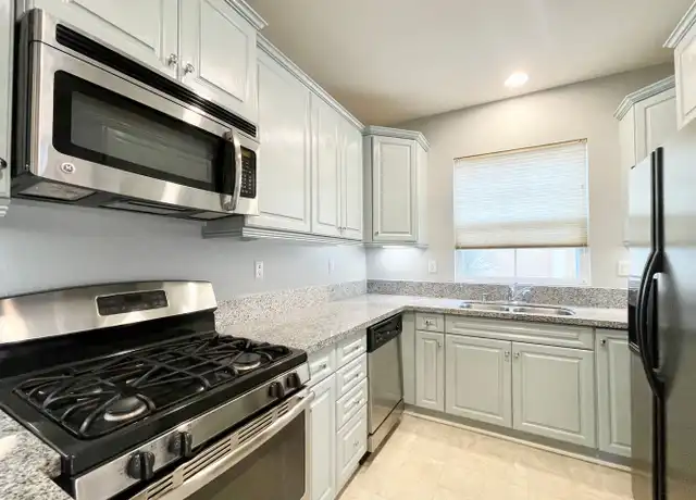 Property at 617 Calle Vibrante, Palm Desert, CA, 92211, 3 beds, 2.5 baths, [object Object]