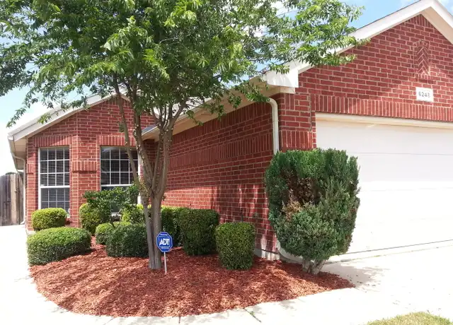 Property at 6248 Geneva Ln, Fort Worth, TX, 76131, 3 beds, 2 baths, [object Object]
