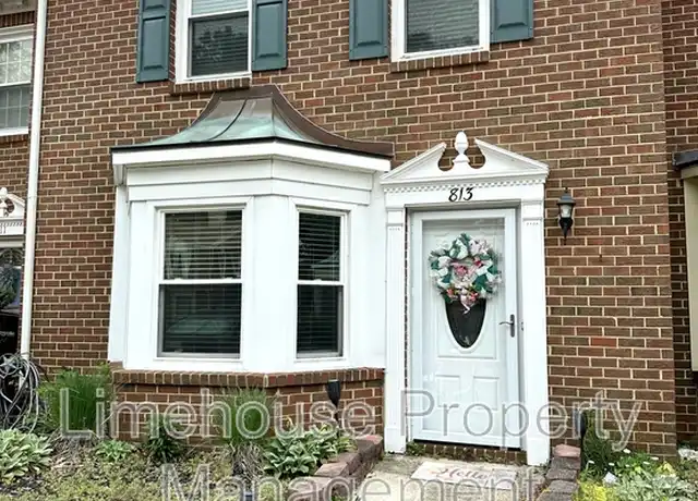 Property at 813 Mill Landing Rd Unit 1, Chesapeake, VA, 23322, 3 beds, 2 baths, [object Object]