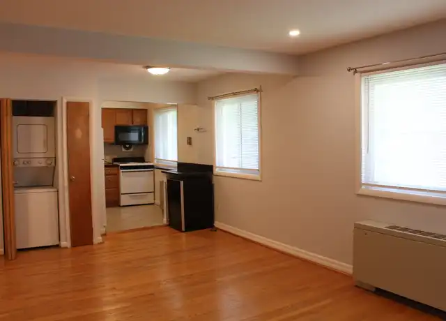 Property at 4316 N Carlin Springs Rd Unit 27, Arlington, VA, 22203, 3 beds, 2 baths, [object Object]