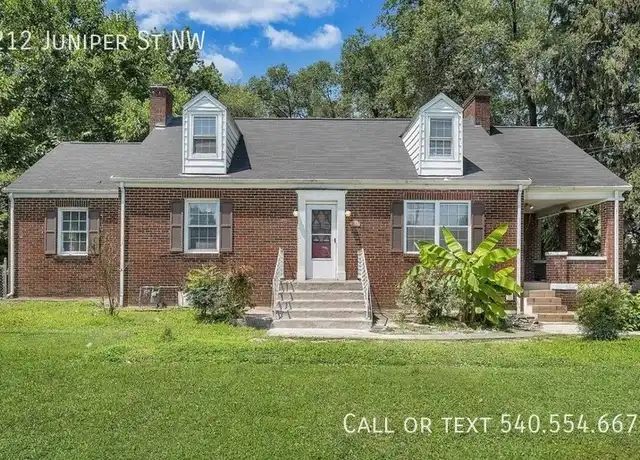 Property at 212 Juniper St NW, Roanoke, VA, 24017, 4 beds, 1 bath, [object Object]