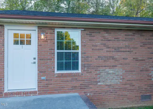 Property at 800 Rolling Hills Dr Unit 7, Johnson City, TN, 37604, 1 bed, 1 bath, [object Object]