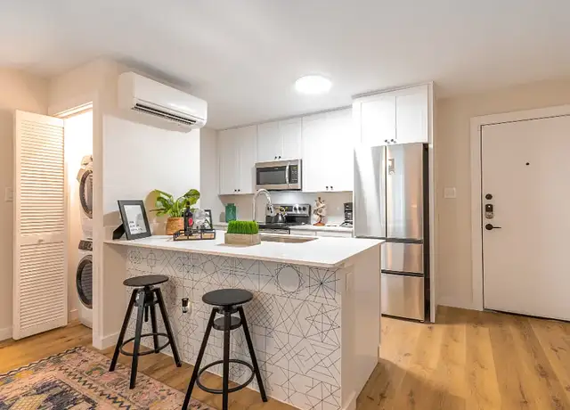 Photo of 1519 Annex Ave, Dallas, TX 75204