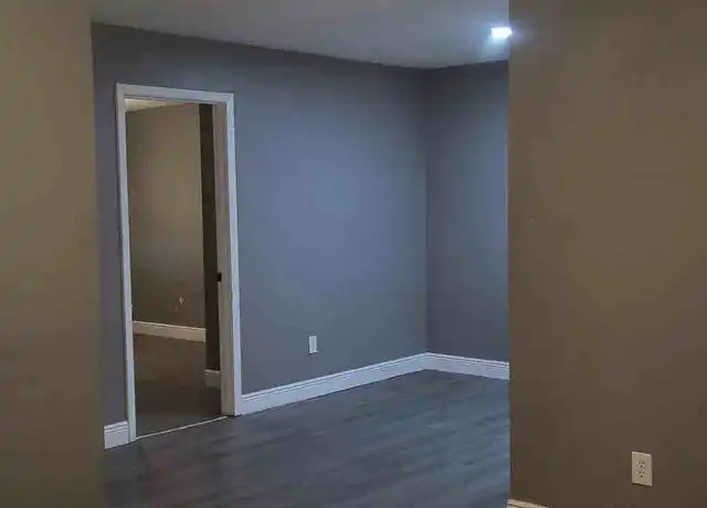Property at 301 W 11th Ave Unit 5, Pine Bluff, AR, 71601, 2 beds, 1 bath, [object Object]