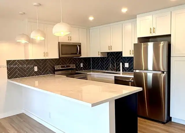 Property at 1116 Green Pine Blvd Unit D1, West Palm Beach, FL, 33409, 2 beds, 2 baths, [object Object]