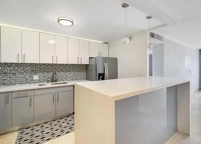 Property at 150 SE 25th Rd Unit 10H, Miami, FL, 33129, 1 bed, 1.5 baths, [object Object]