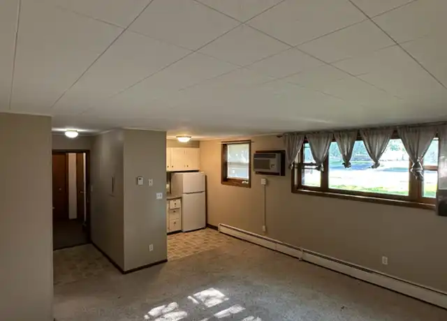 Property at 413 Merriam Ave S Unit 2, Thief River Falls, MN, 56701, 2 beds, 1 bath, [object Object]