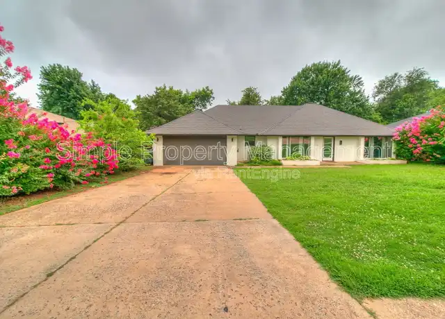 Property at 616 E 9th St, Edmond, OK, 73034, 3 beds, 2.5 baths, [object Object]