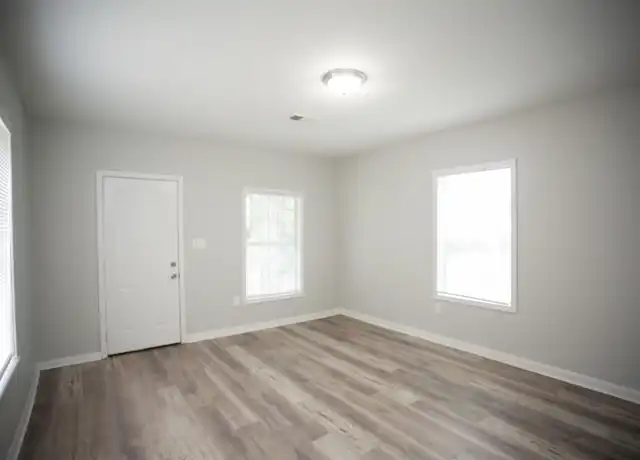Property at 1613 Johnson St, Little Rock, AR, 72204, 3 beds, 1 bath, [object Object]