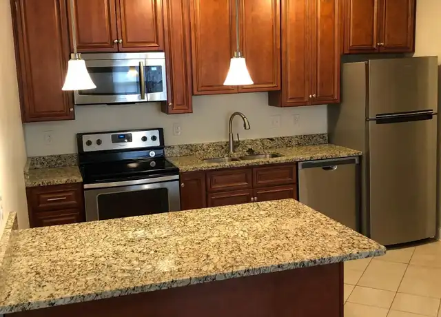 Property at 1750 Rosser Ave, Waynesboro, VA, 22980, 1 bed, 1 bath, [object Object]